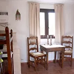 Paraiso Perdido Bed & Breakfast 4*