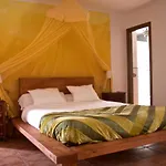 Bed & Breakfast Paraiso Perdido 4*