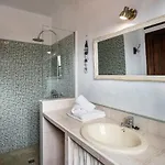 Paraiso Perdido Bed & Breakfast 4*