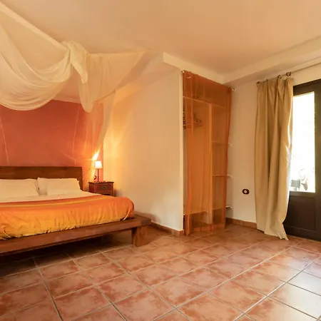 Paraiso Perdido 4* 科尼尔-德拉弗龙特拉