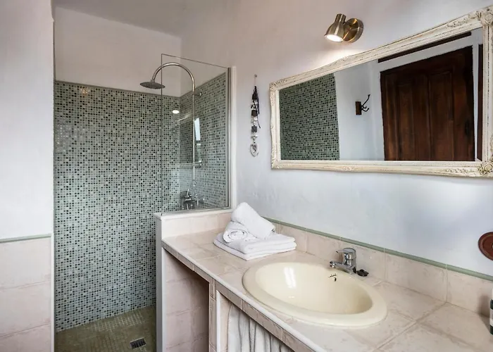 Paraiso Perdido Bed & Breakfast 4*